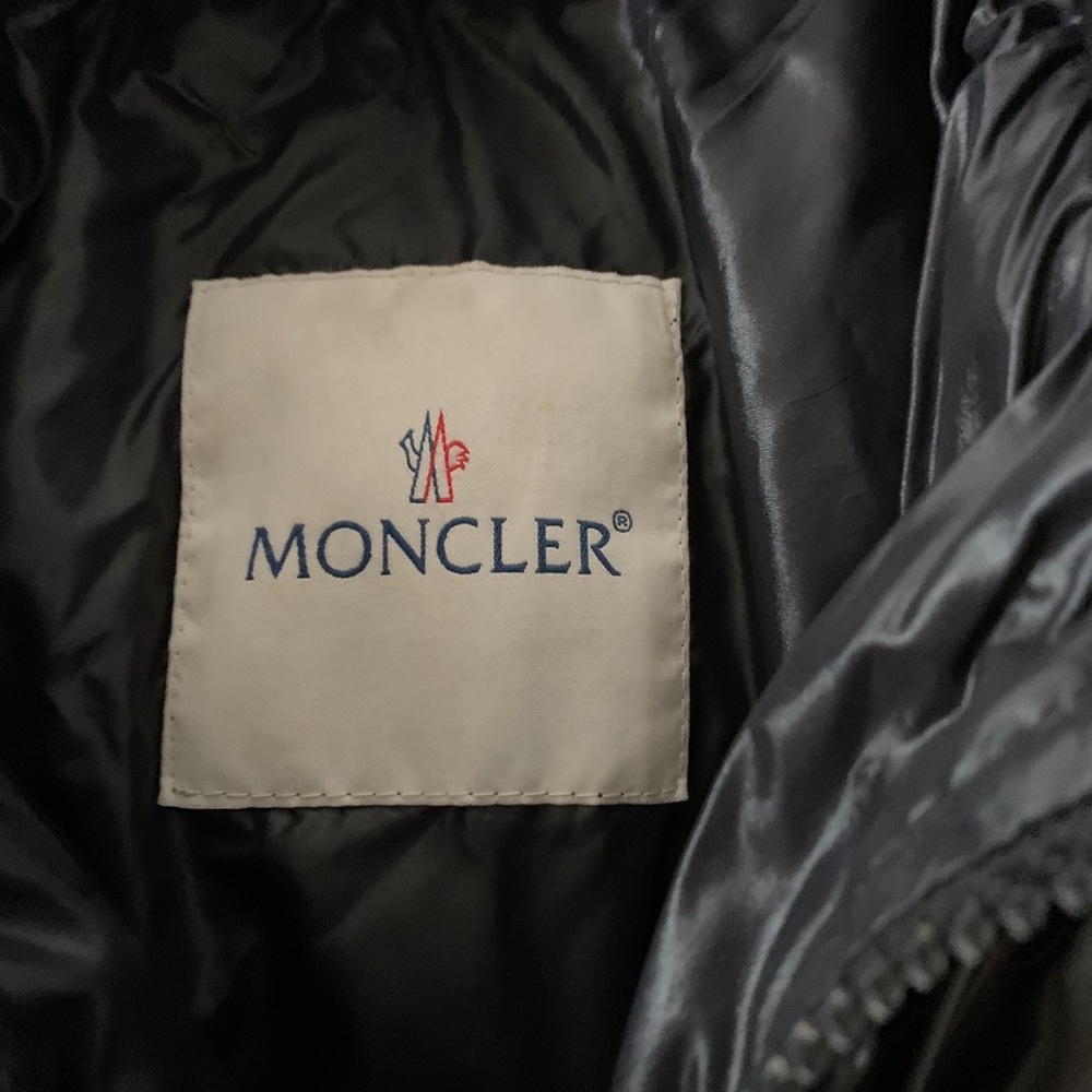 MONCLER Girls Puffer jacket size 10, black - Picture 5 of 6